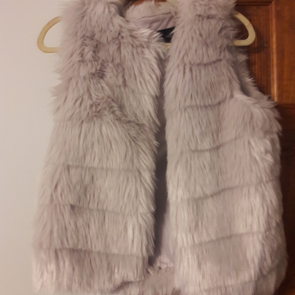 Love Tree Jackets & Blazers - Faux fur vest